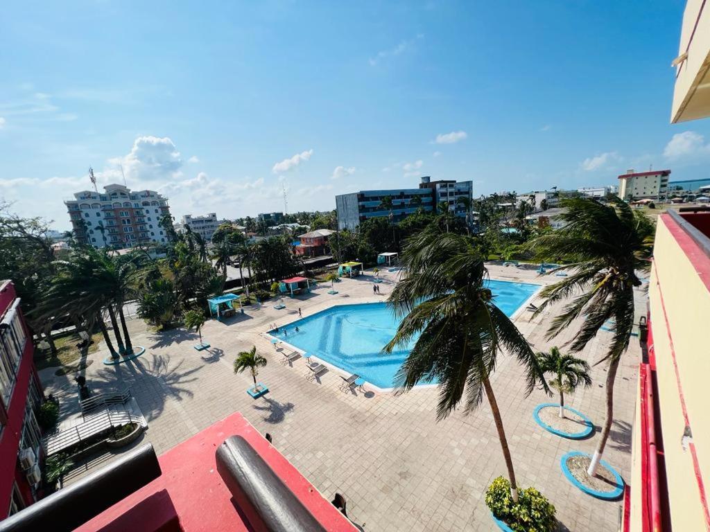 Ramada By Wyndham Princess Belize City Otel Dış mekan fotoğraf