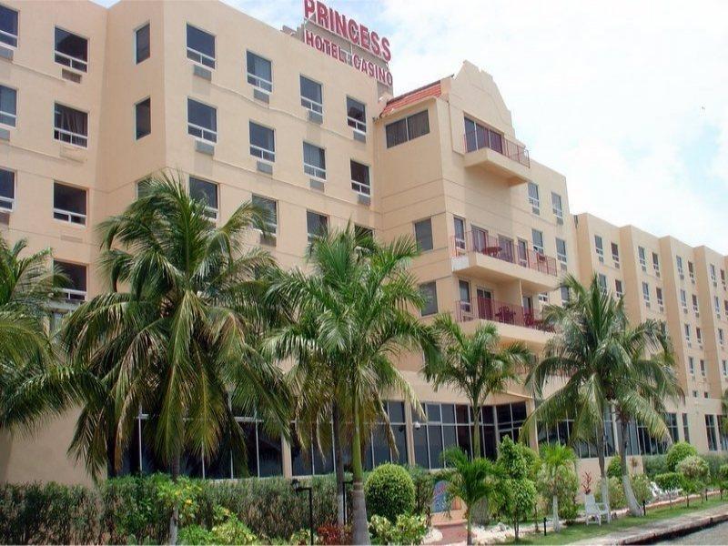 Ramada By Wyndham Princess Belize City Otel Dış mekan fotoğraf