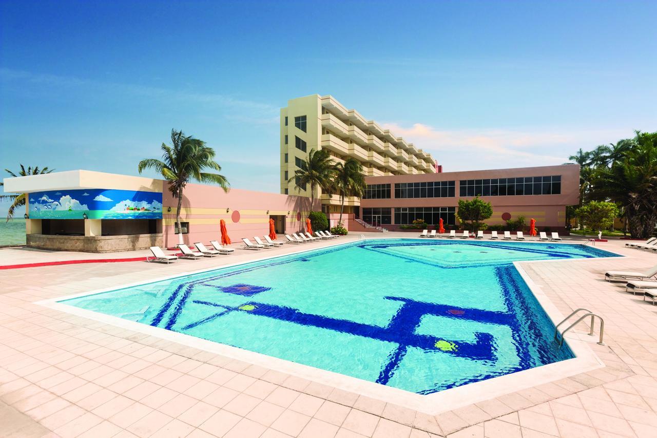 Ramada By Wyndham Princess Belize City Otel Dış mekan fotoğraf